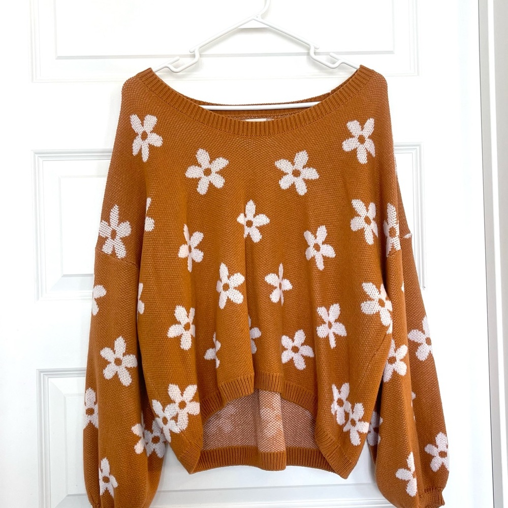 Altar’d State - Floral Knit Sweater in Burnt Orange and White
